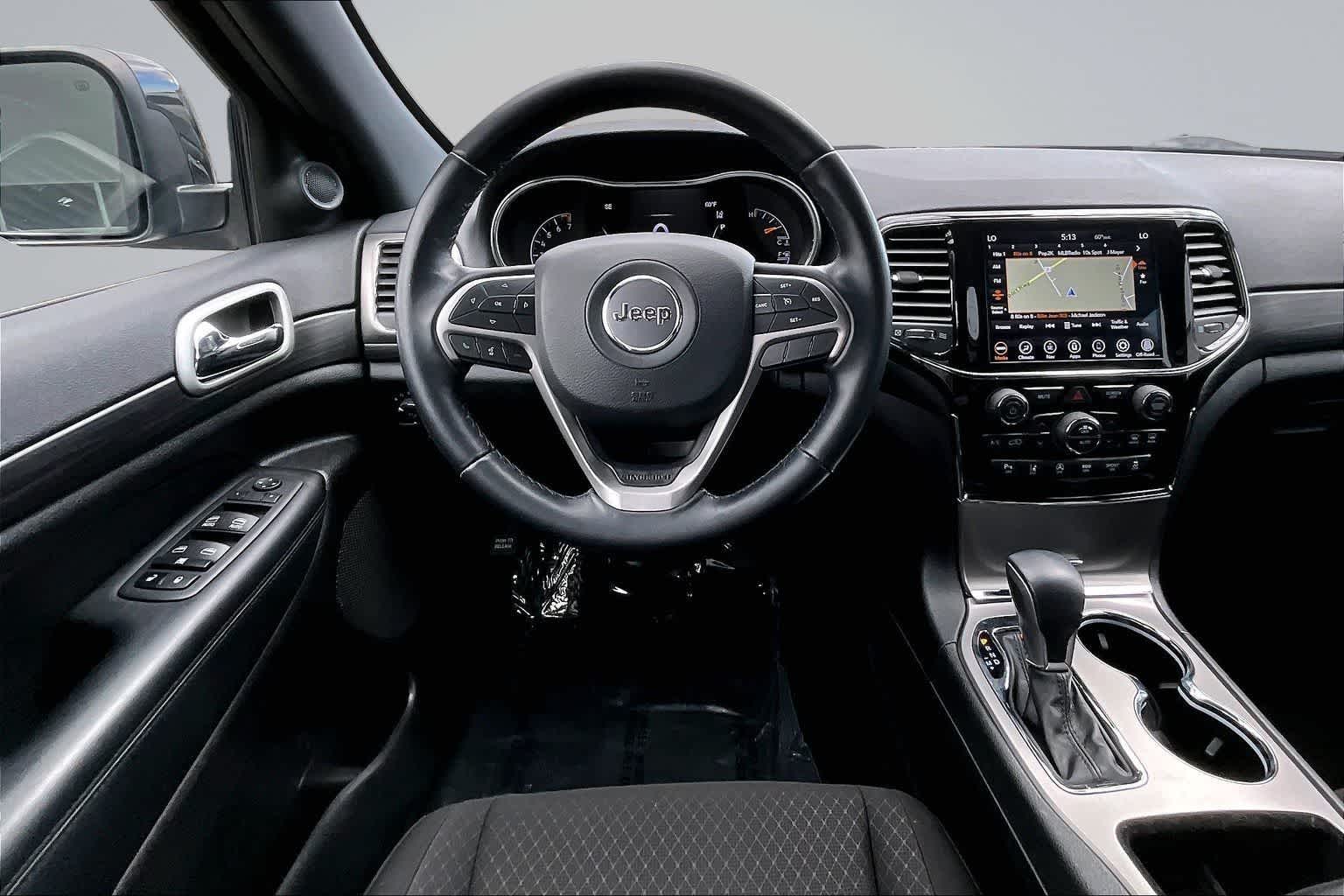 Thumbnail: 2022 Jeep Grand Cherokee - 15