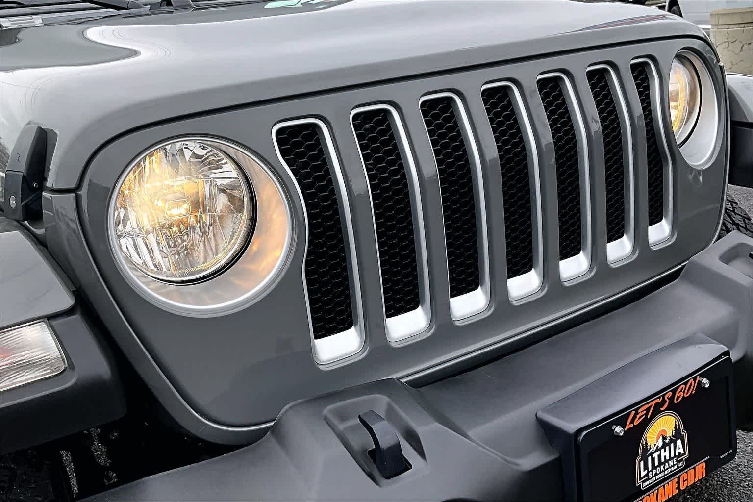Thumbnail: 2021 Jeep Wrangler - 33