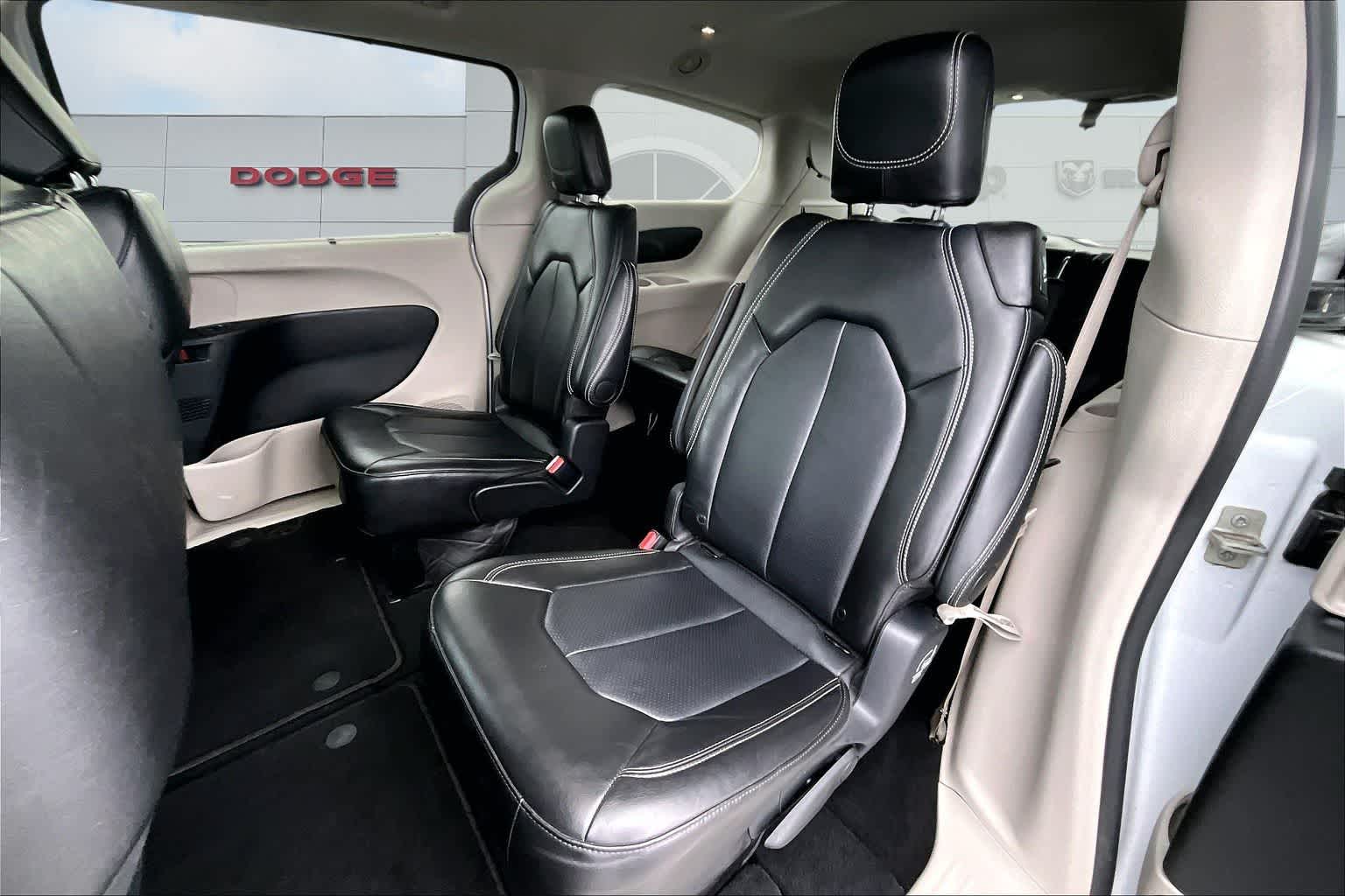 Thumbnail: 2024 Chrysler Pacifica - 13