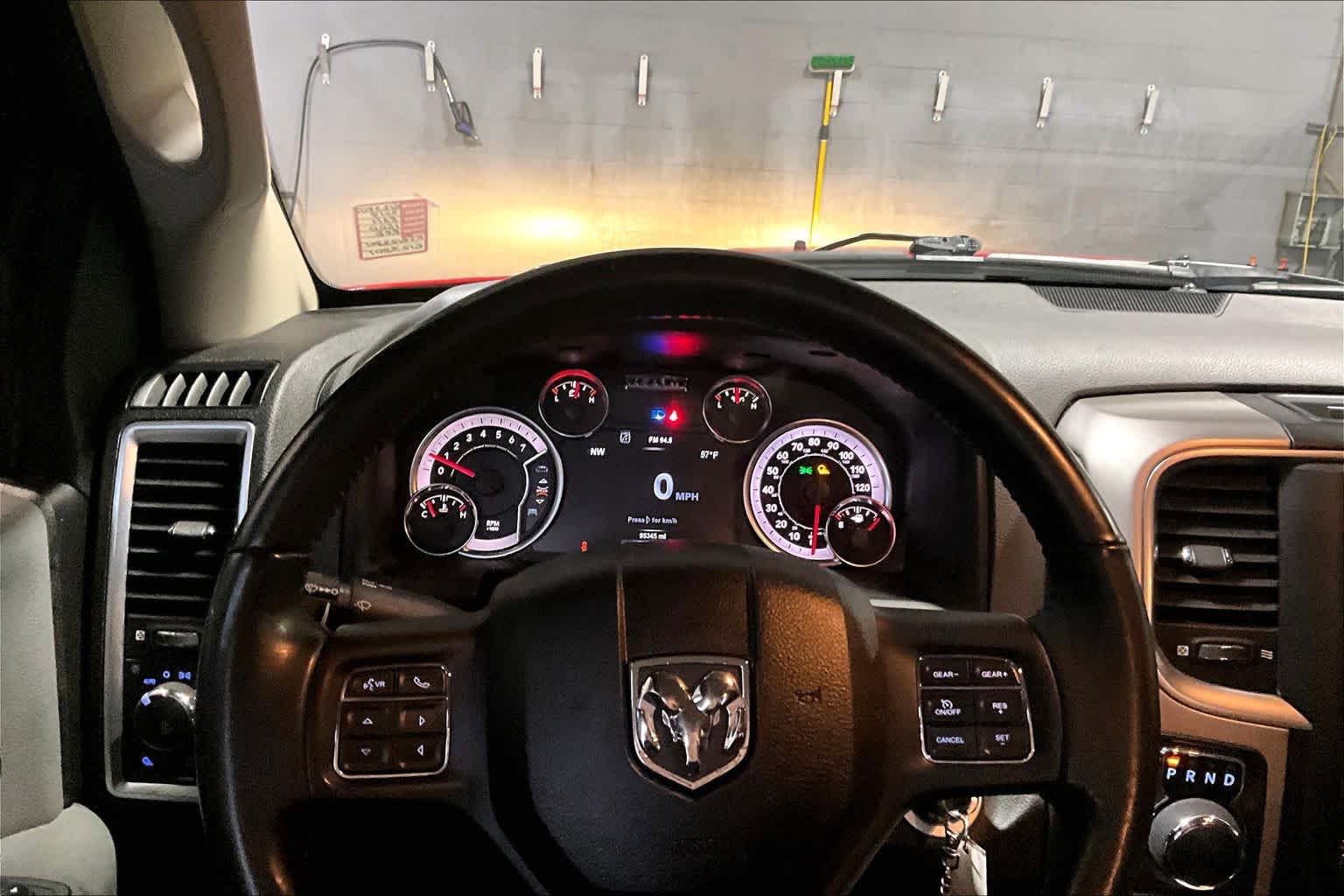 Thumbnail: 2019 RAM 1500 Classic - 18