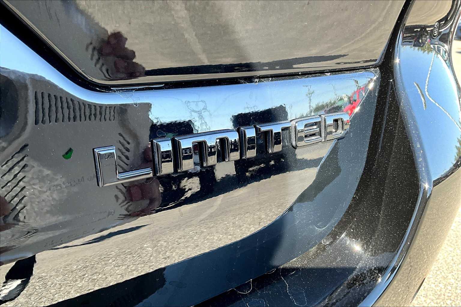 Thumbnail: 2025 Jeep Grand Cherokee - 7