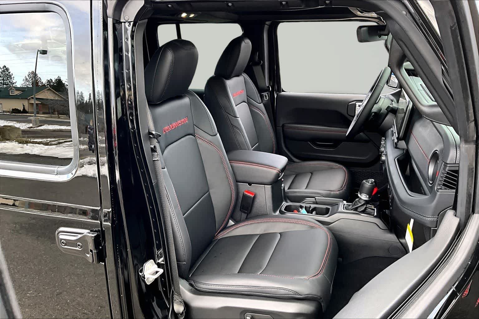 Thumbnail: 2026 Jeep Gladiator - 14