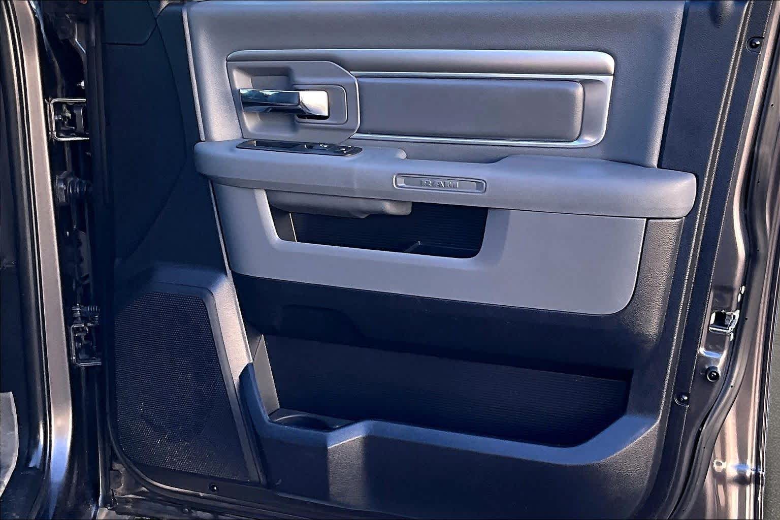 Thumbnail: 2015 RAM 3500 - 29