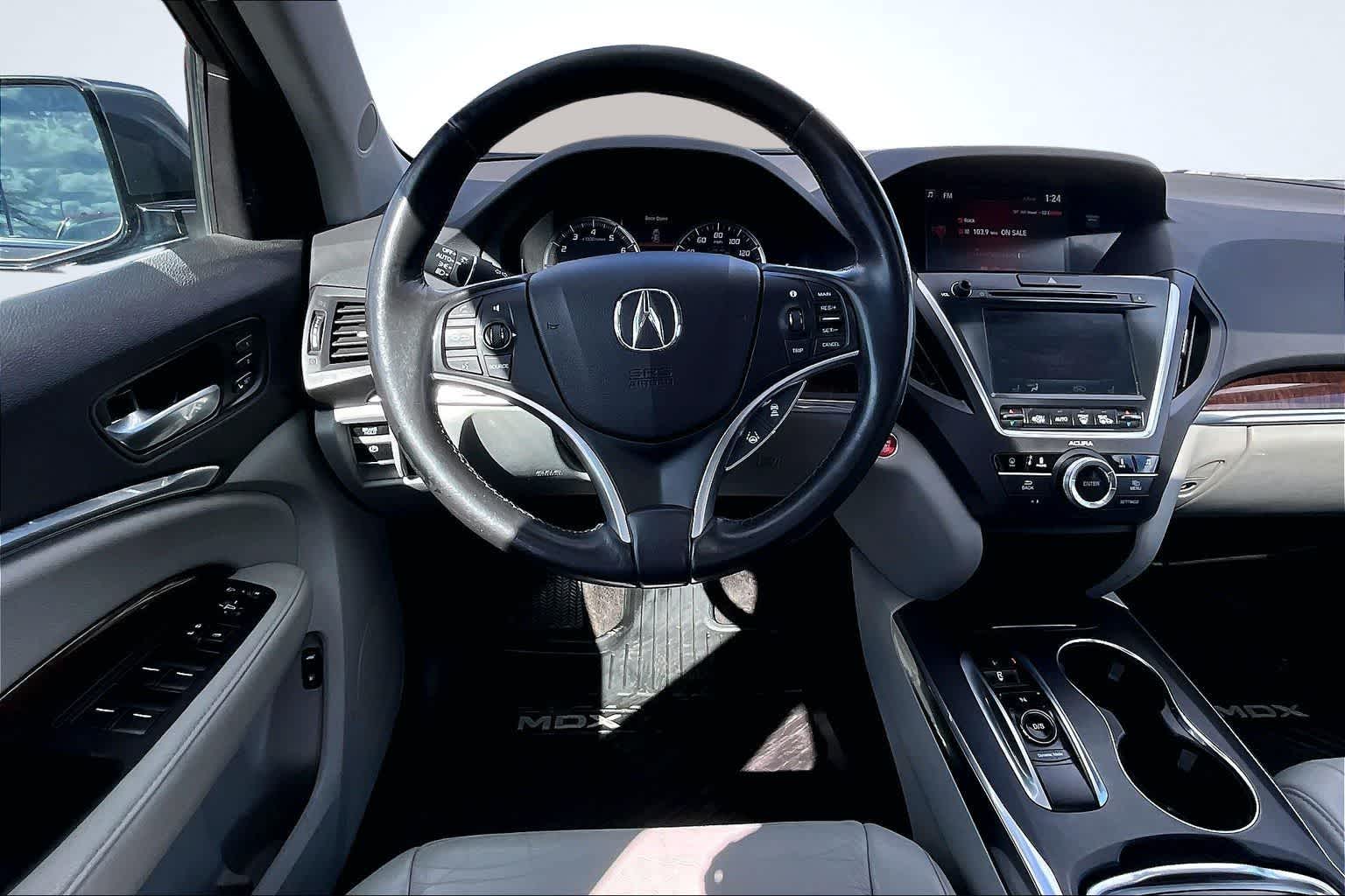 Thumbnail: 2017 Acura MDX - 15