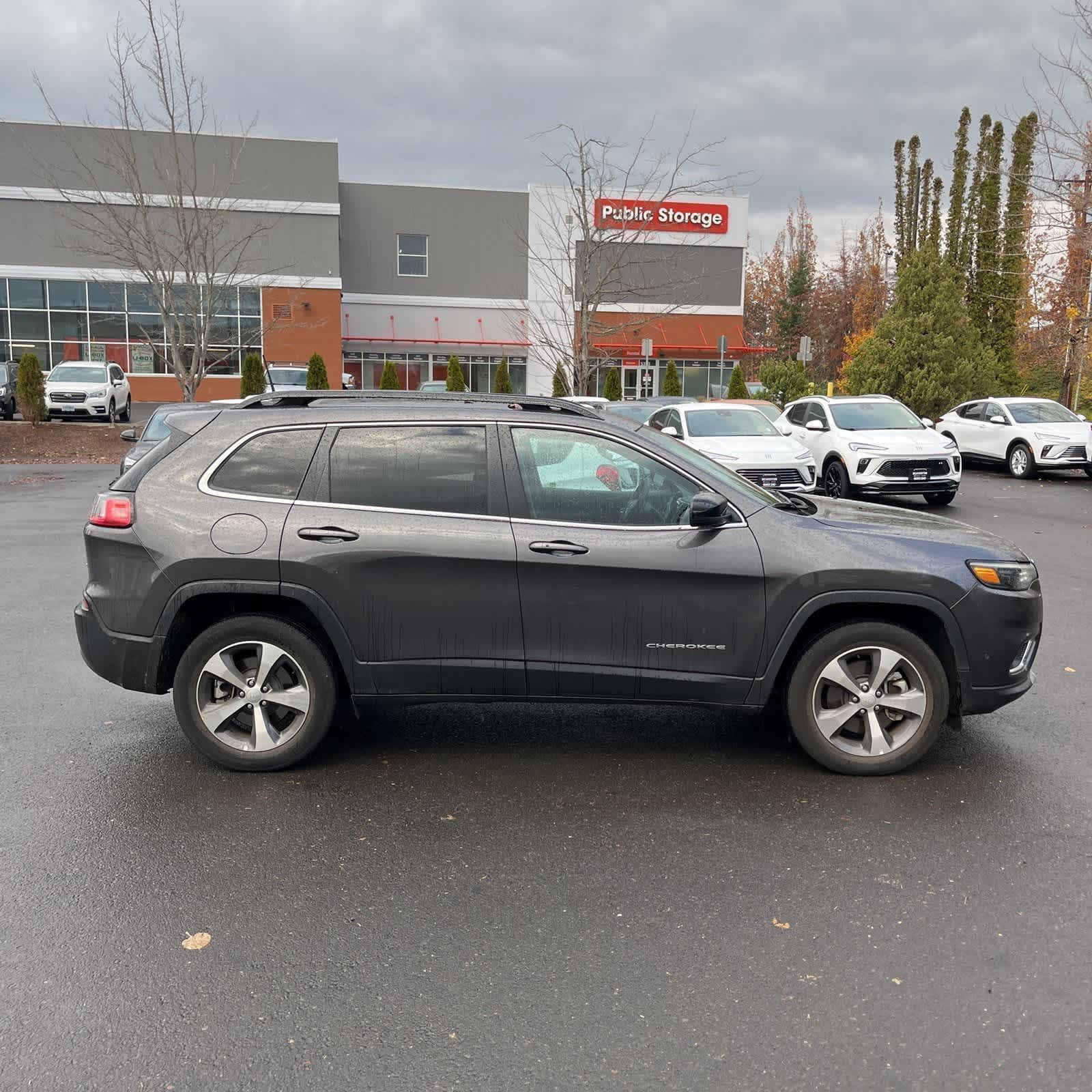 2022 Jeep Cherokee Limited photo 2