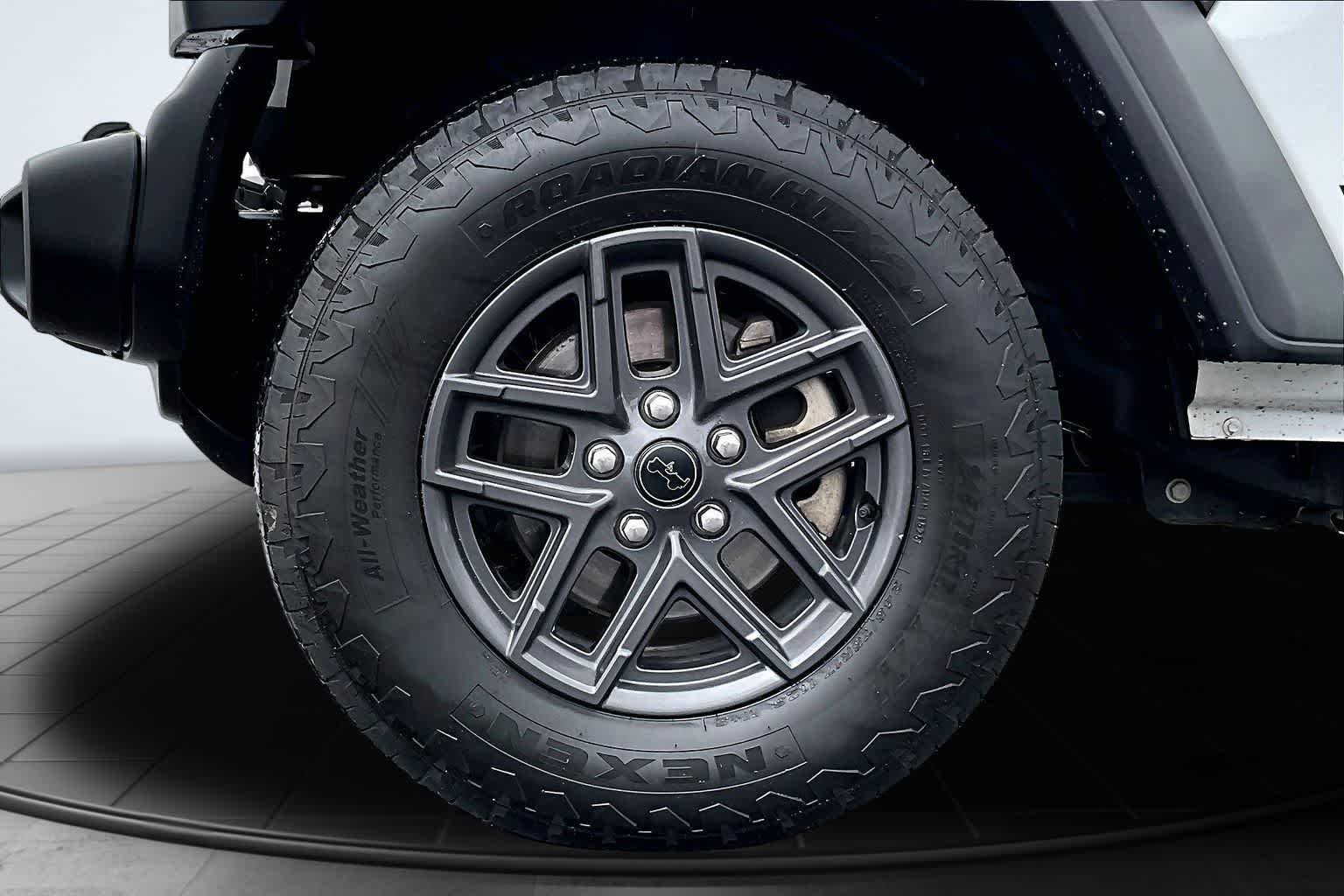 Thumbnail: 2024 Jeep Wrangler - 7