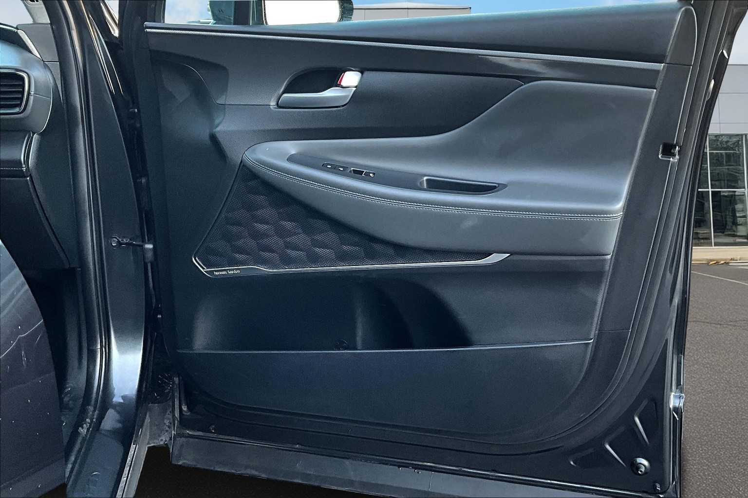 Thumbnail: 2023 Hyundai Santa Fe - 29