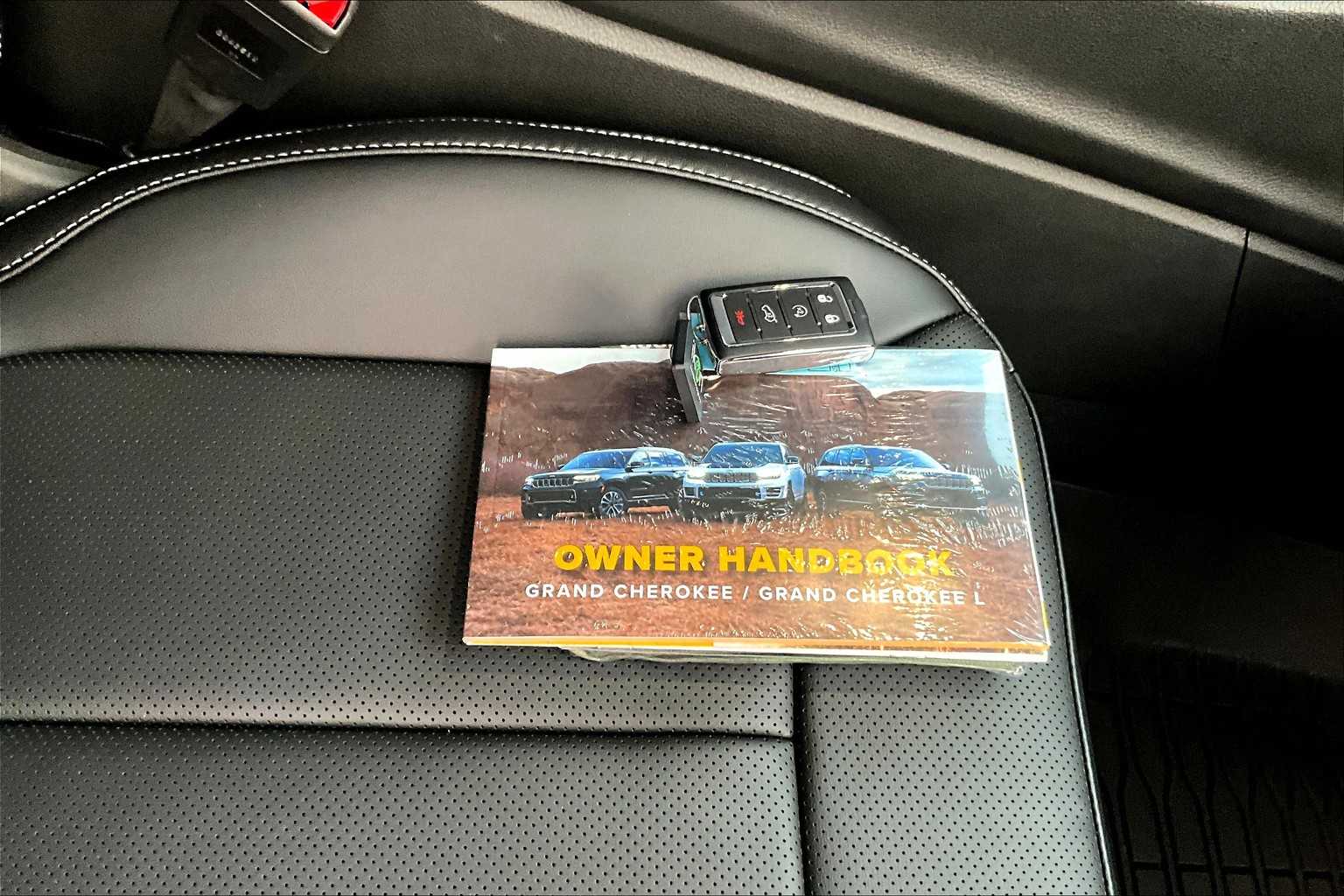 Thumbnail: 2025 Jeep Grand Cherokee L - 20