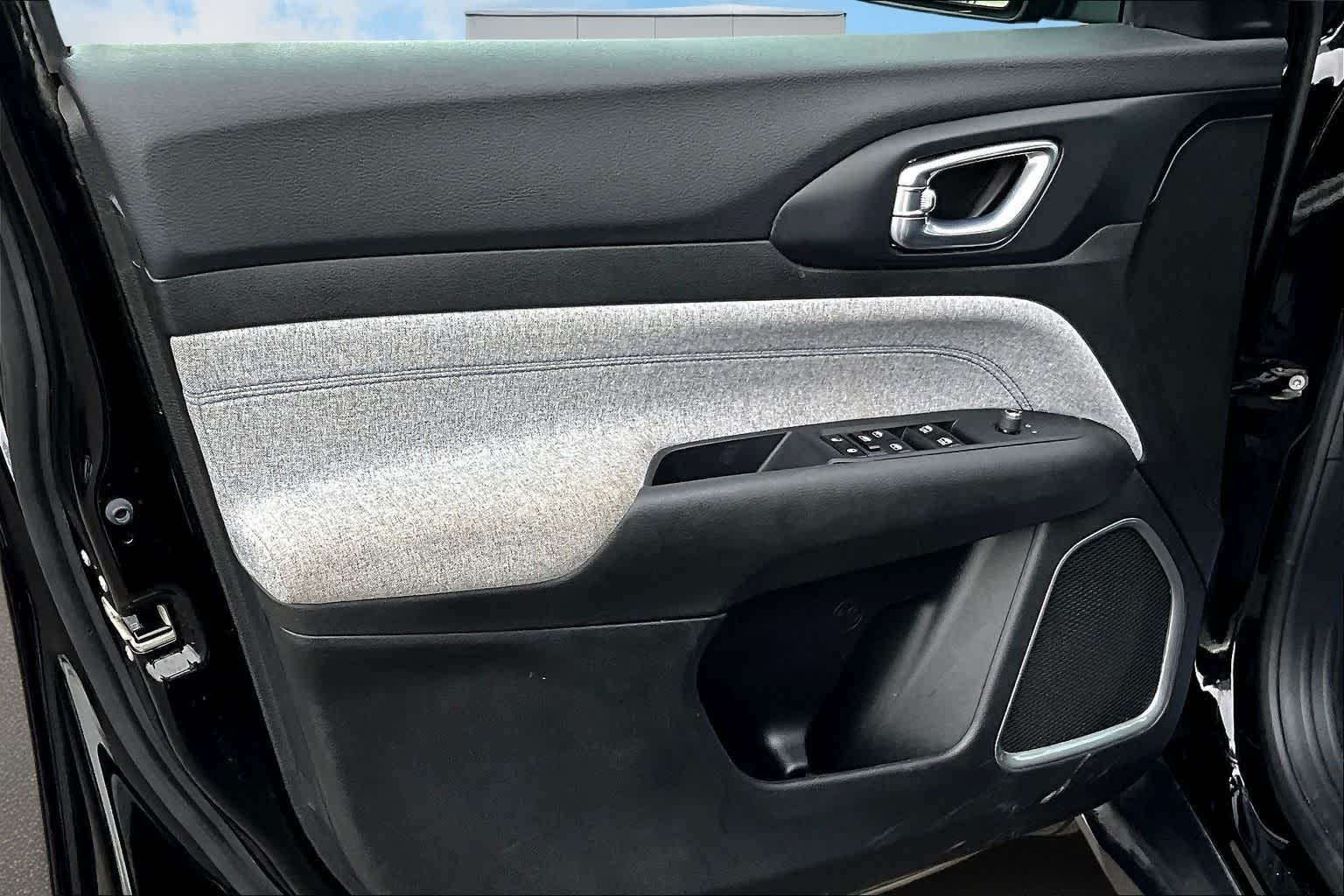 Thumbnail: 2024 Jeep Compass - 28