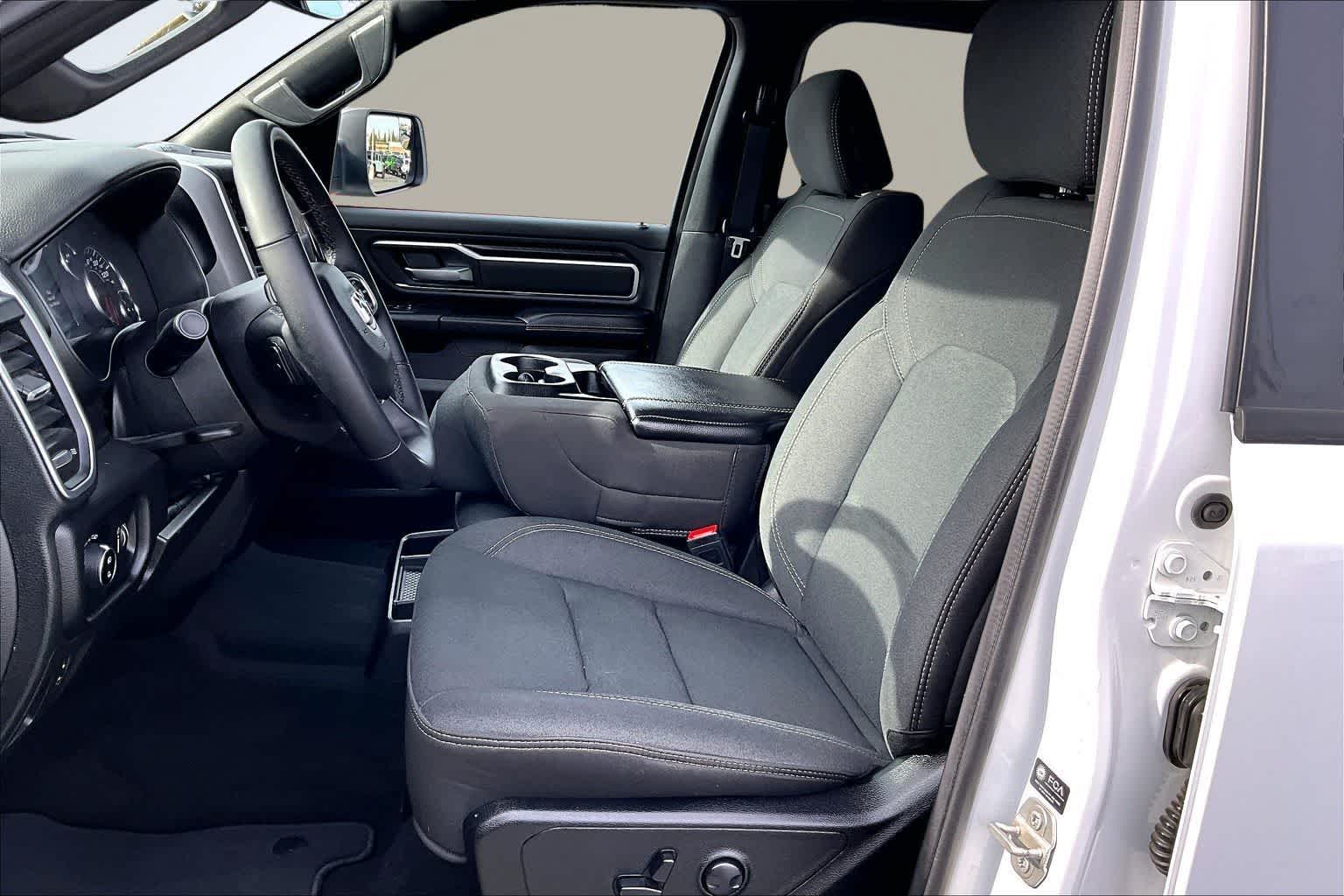 Thumbnail: 2025 RAM 1500 - 11