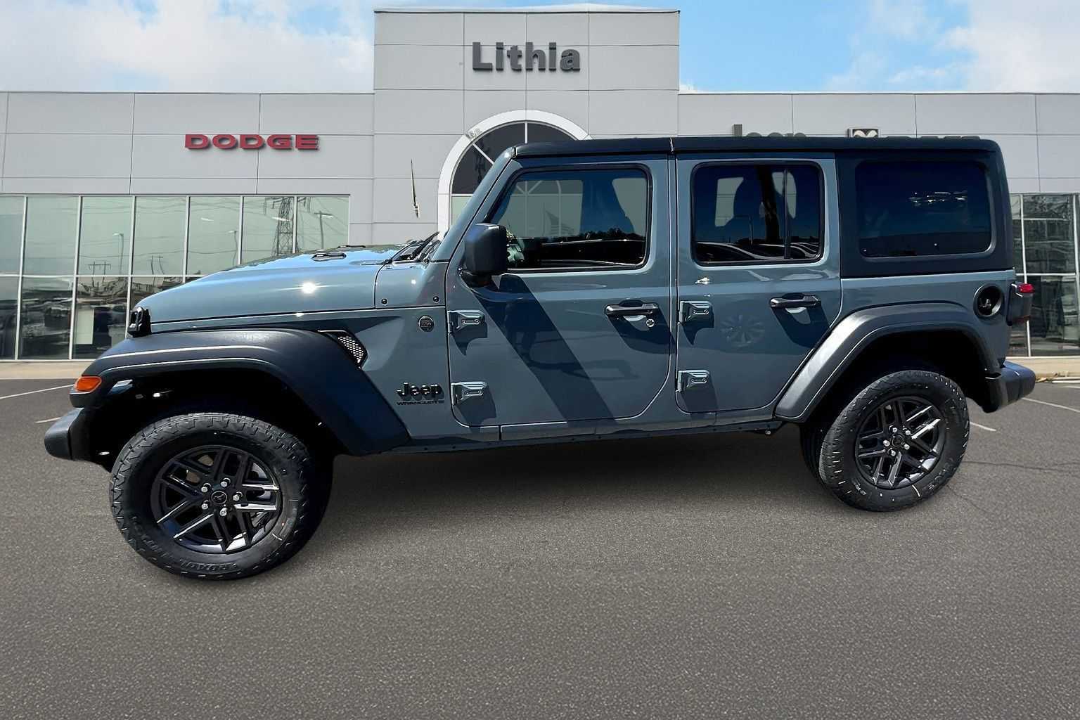 Thumbnail: 2025 Jeep Wrangler - 3