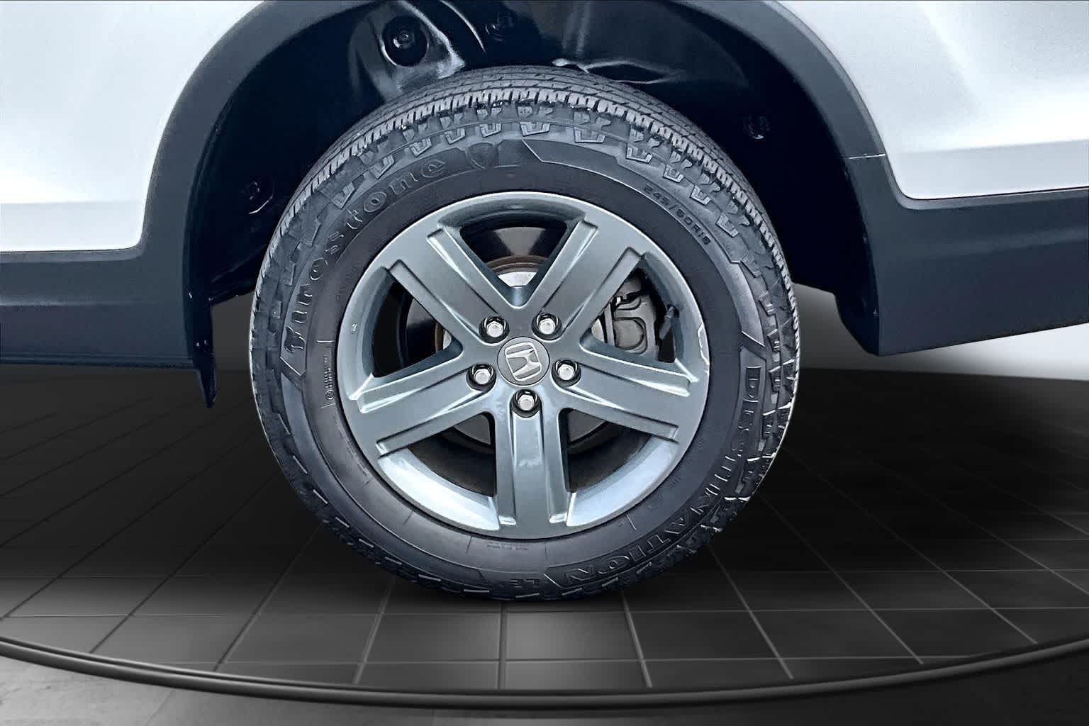 Thumbnail: 2023 Honda Ridgeline - 35