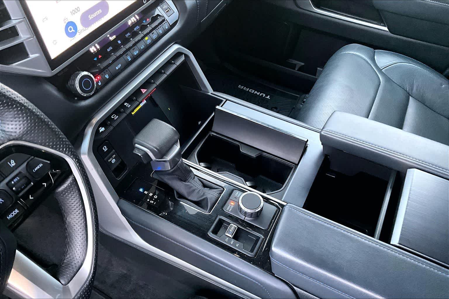 Thumbnail: 2022 Toyota Tundra - 17