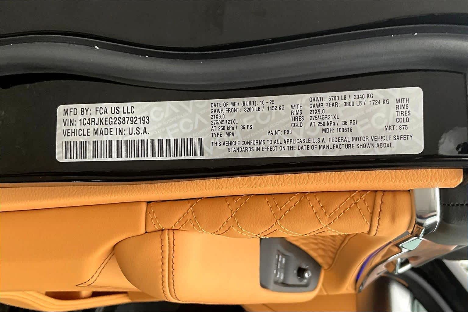 Thumbnail: 2025 Jeep Grand Cherokee L - 21