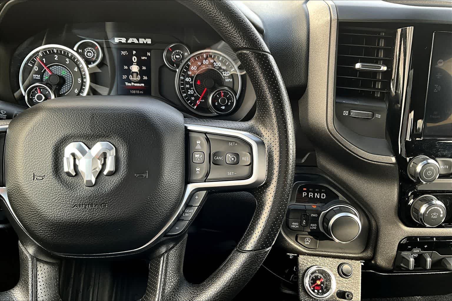 Thumbnail: 2025 RAM 1500 - 26