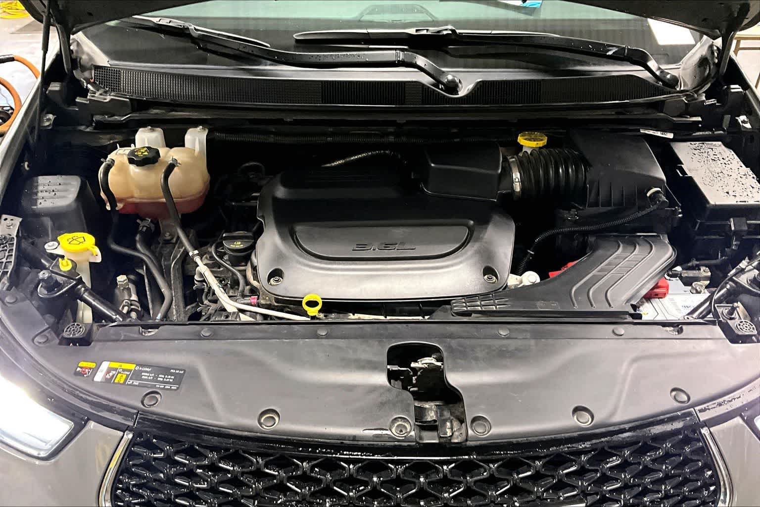 Thumbnail: 2023 Chrysler Pacifica - 9