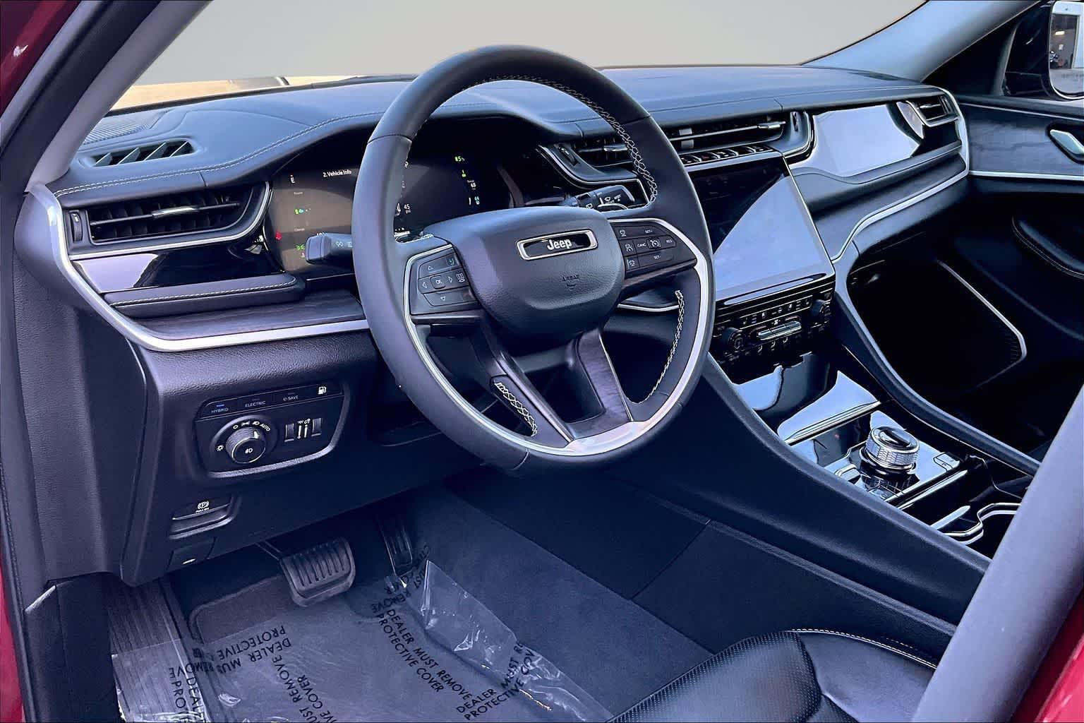 Thumbnail: 2023 Jeep Grand Cherokee - 2
