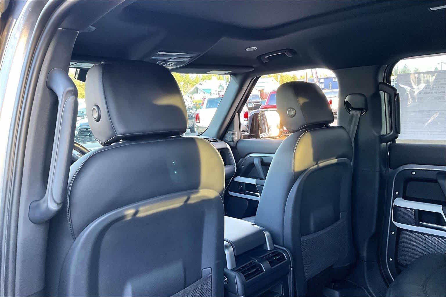 Thumbnail: 2024 Land Rover Defender - 12