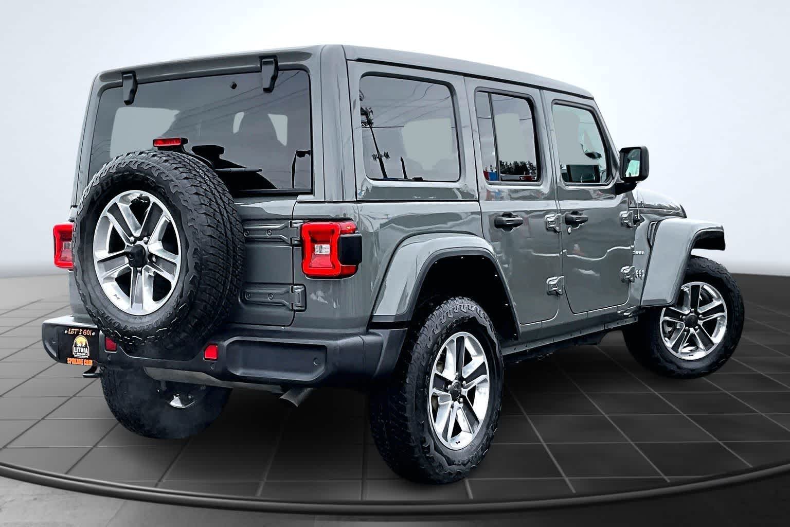 Thumbnail: 2021 Jeep Wrangler - 23