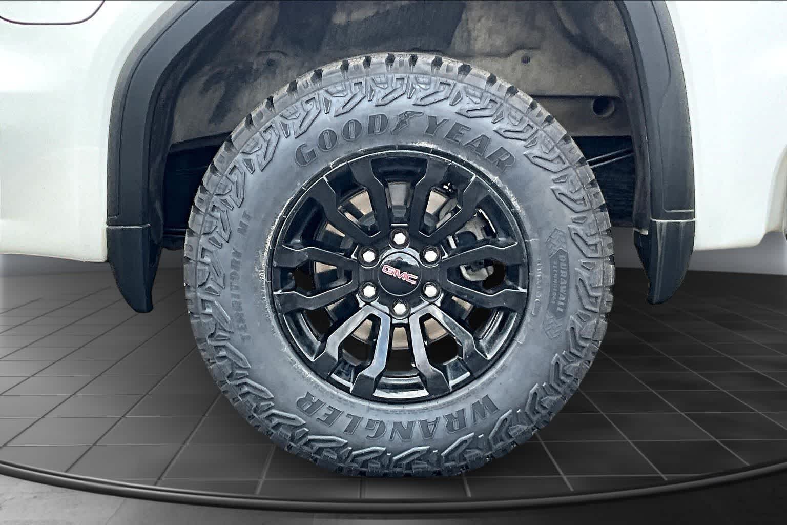 Thumbnail: 2023 GMC Sierra 1500 - 36