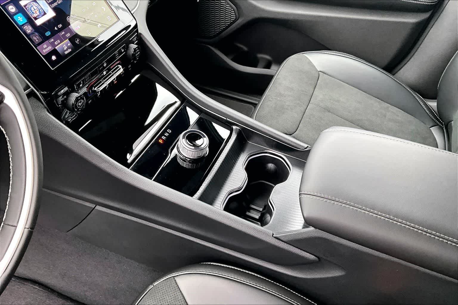 Thumbnail: 2025 Jeep Grand Cherokee - 17