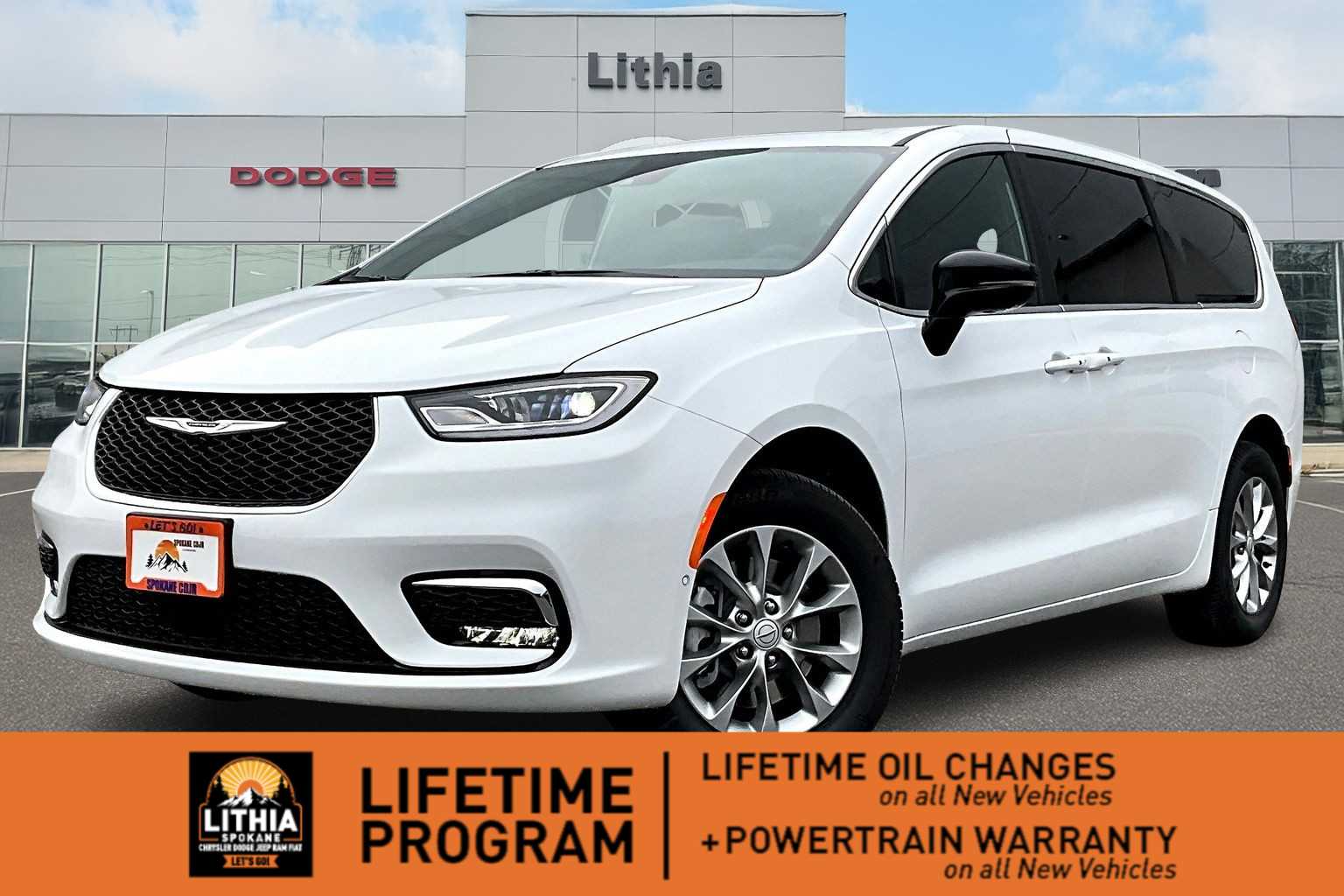 Thumbnail: 2026 Chrysler Pacifica - 1