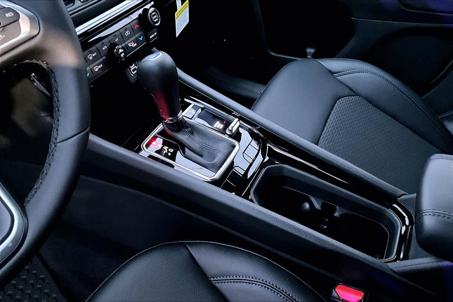 Thumbnail: 2026 Jeep Compass - 17