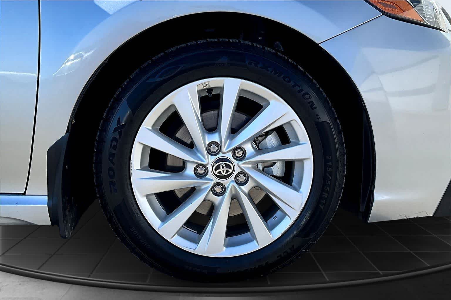 Thumbnail: 2024 Toyota Camry - 34