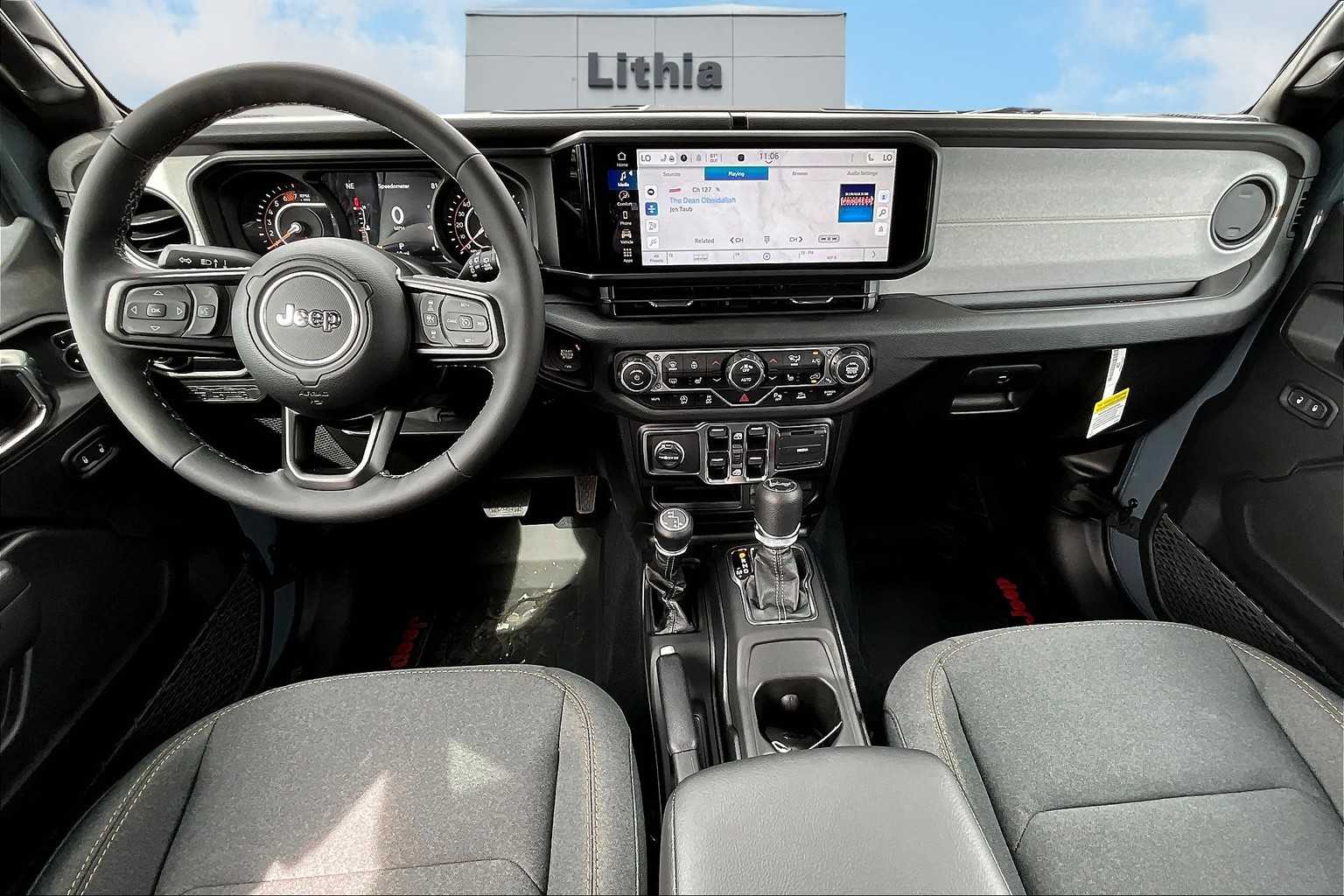 Thumbnail: 2025 Jeep Wrangler - 10