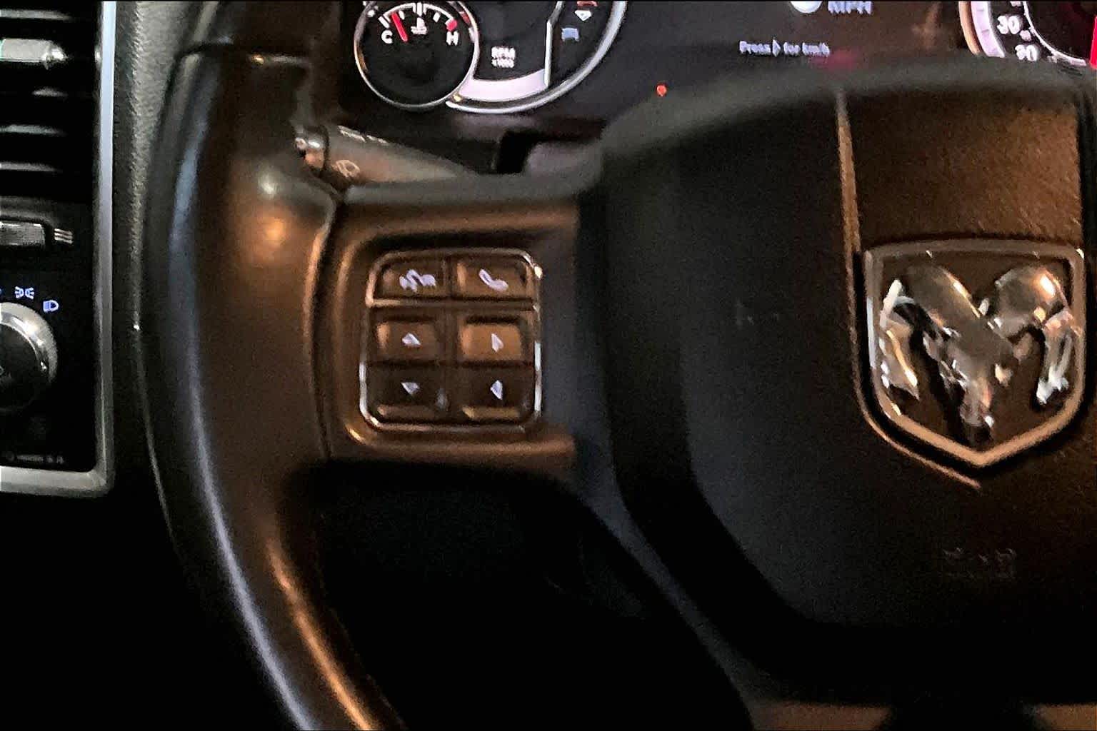 Thumbnail: 2019 RAM 1500 Classic - 25