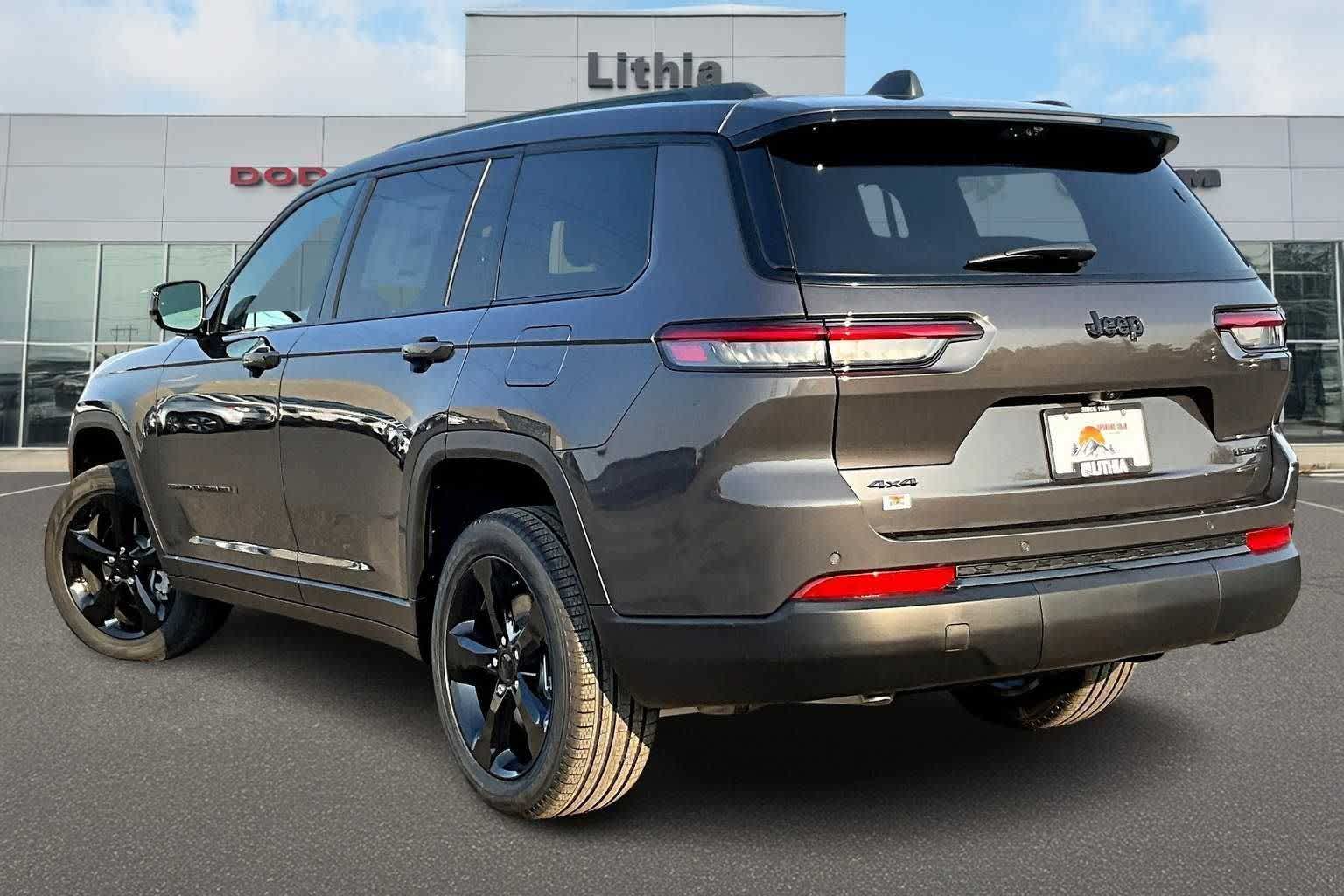 Thumbnail: 2025 Jeep Grand Cherokee L - 5