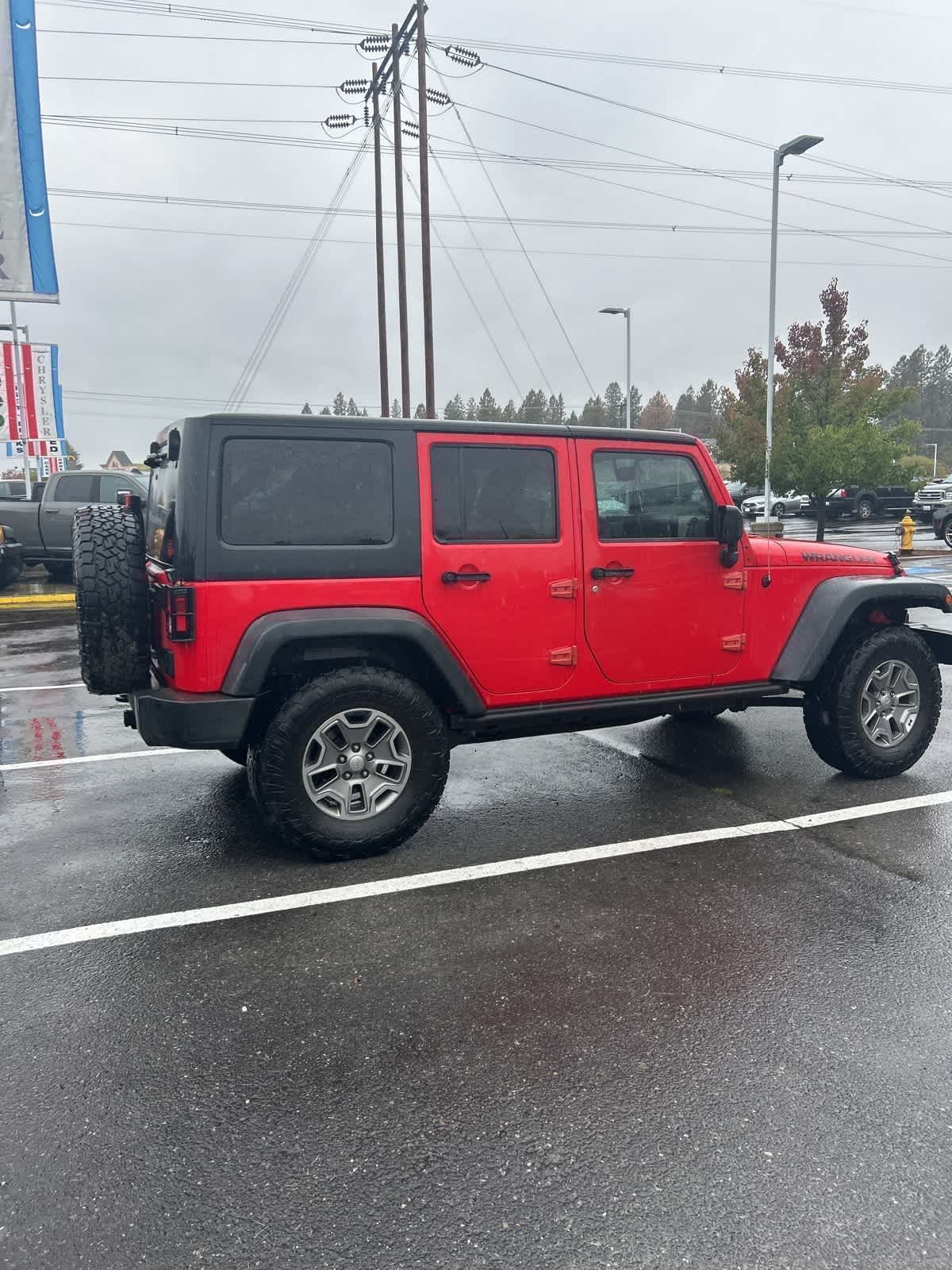 2016 Jeep Wrangler Unlimited Black Bear photo 4