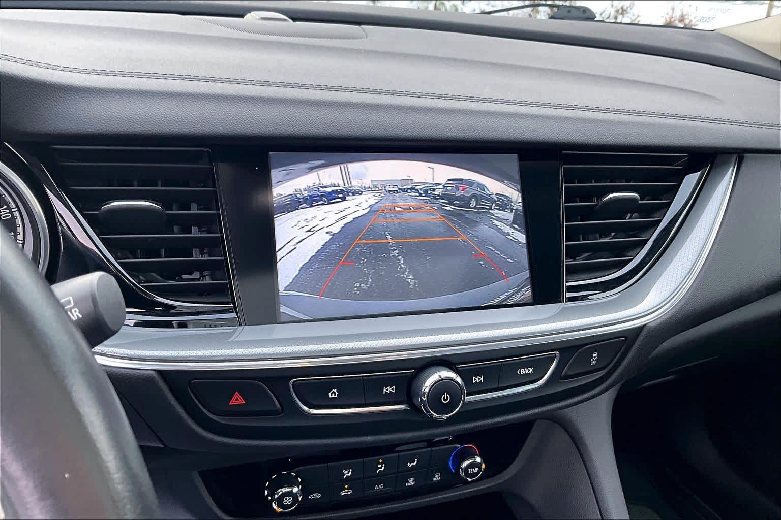 Thumbnail: 2018 Buick Regal - 27