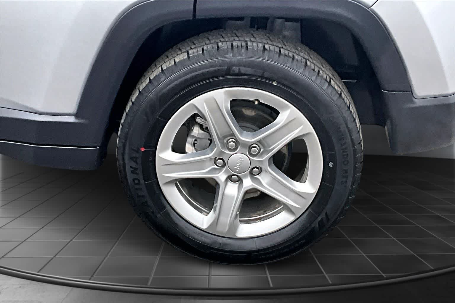 Thumbnail: 2024 Jeep Compass - 36