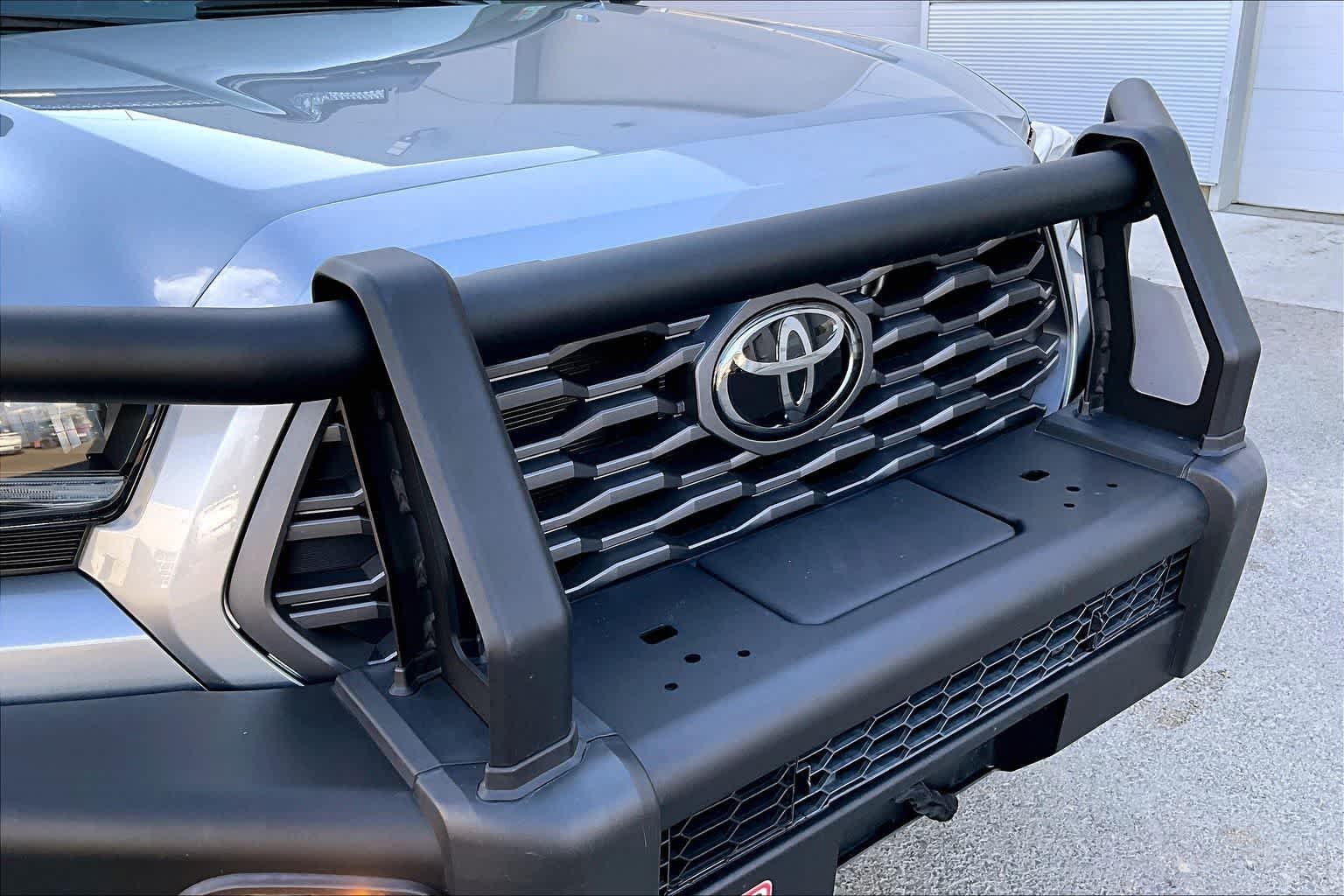 Thumbnail: 2023 Toyota Tacoma - 33