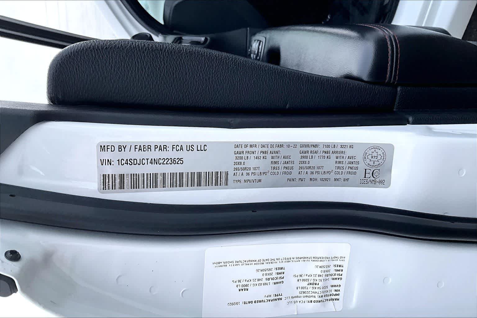 Thumbnail: 2022 Dodge Durango - 21