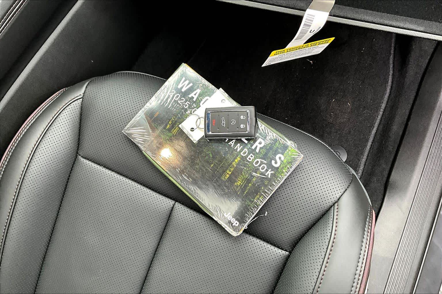 Thumbnail: 2025 Jeep Wagoneer S - 19