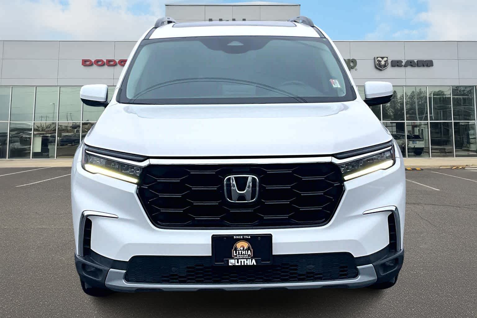 Thumbnail: 2023 Honda Pilot - 6