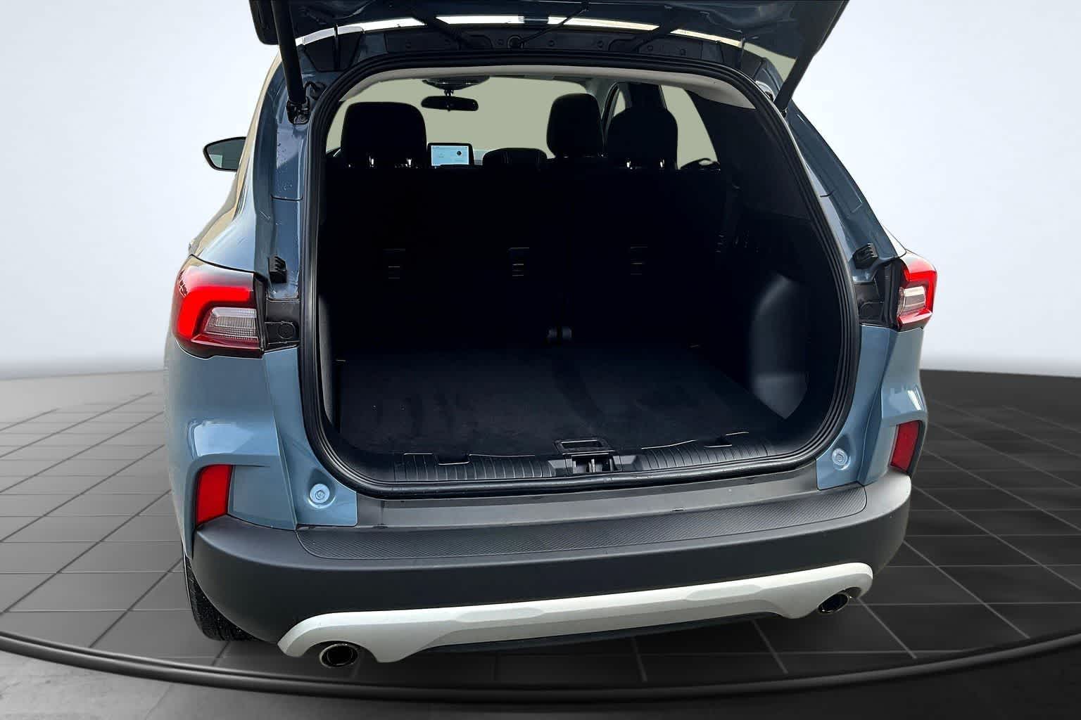 Thumbnail: 2024 Ford Escape - 19