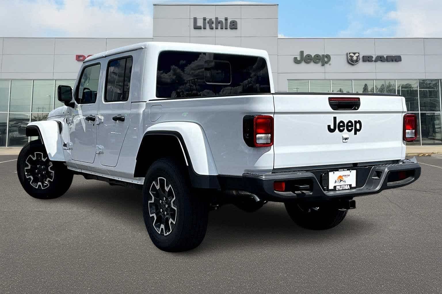 Thumbnail: 2025 Jeep Gladiator - 3