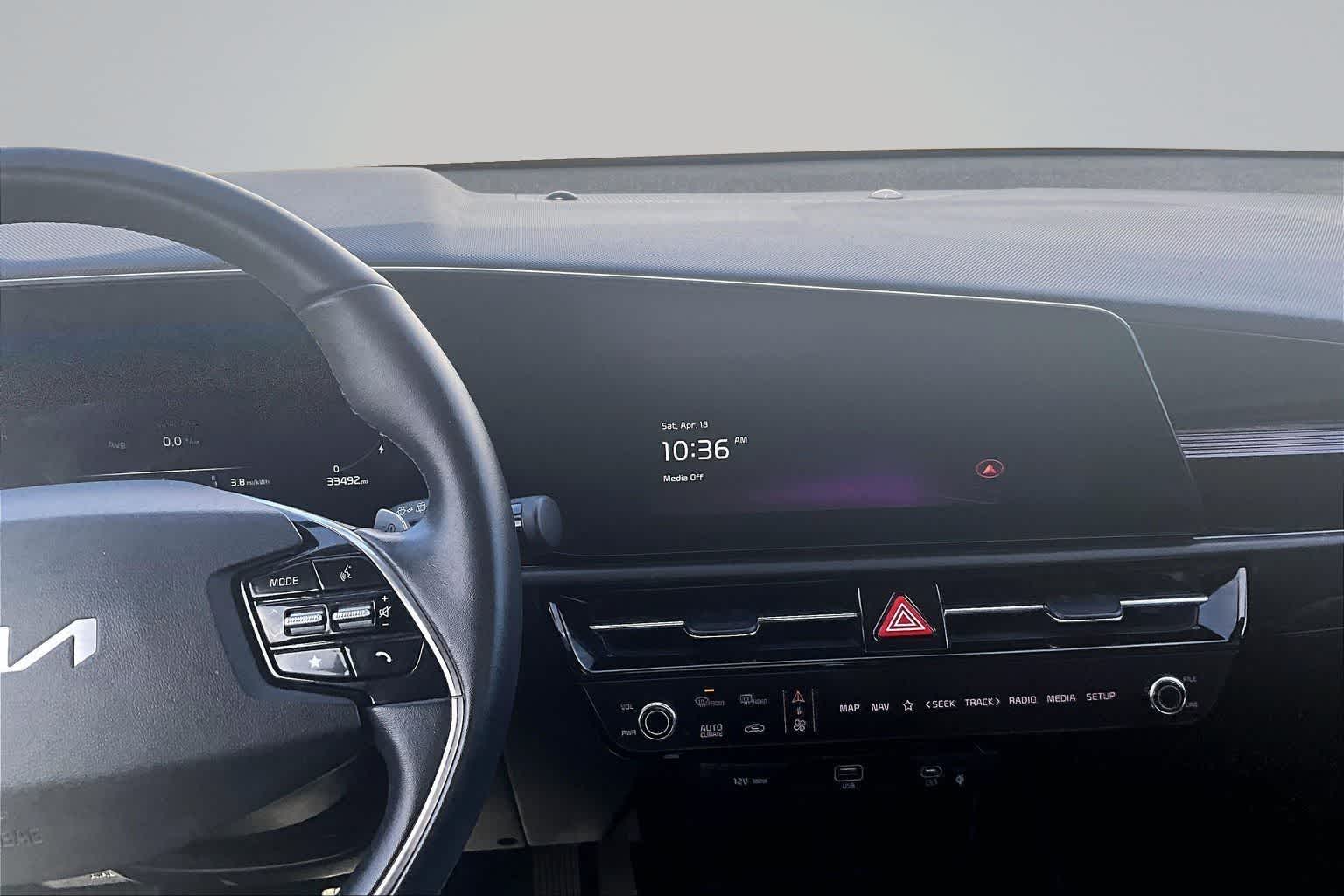 Thumbnail: 2023 Kia Niro - 15