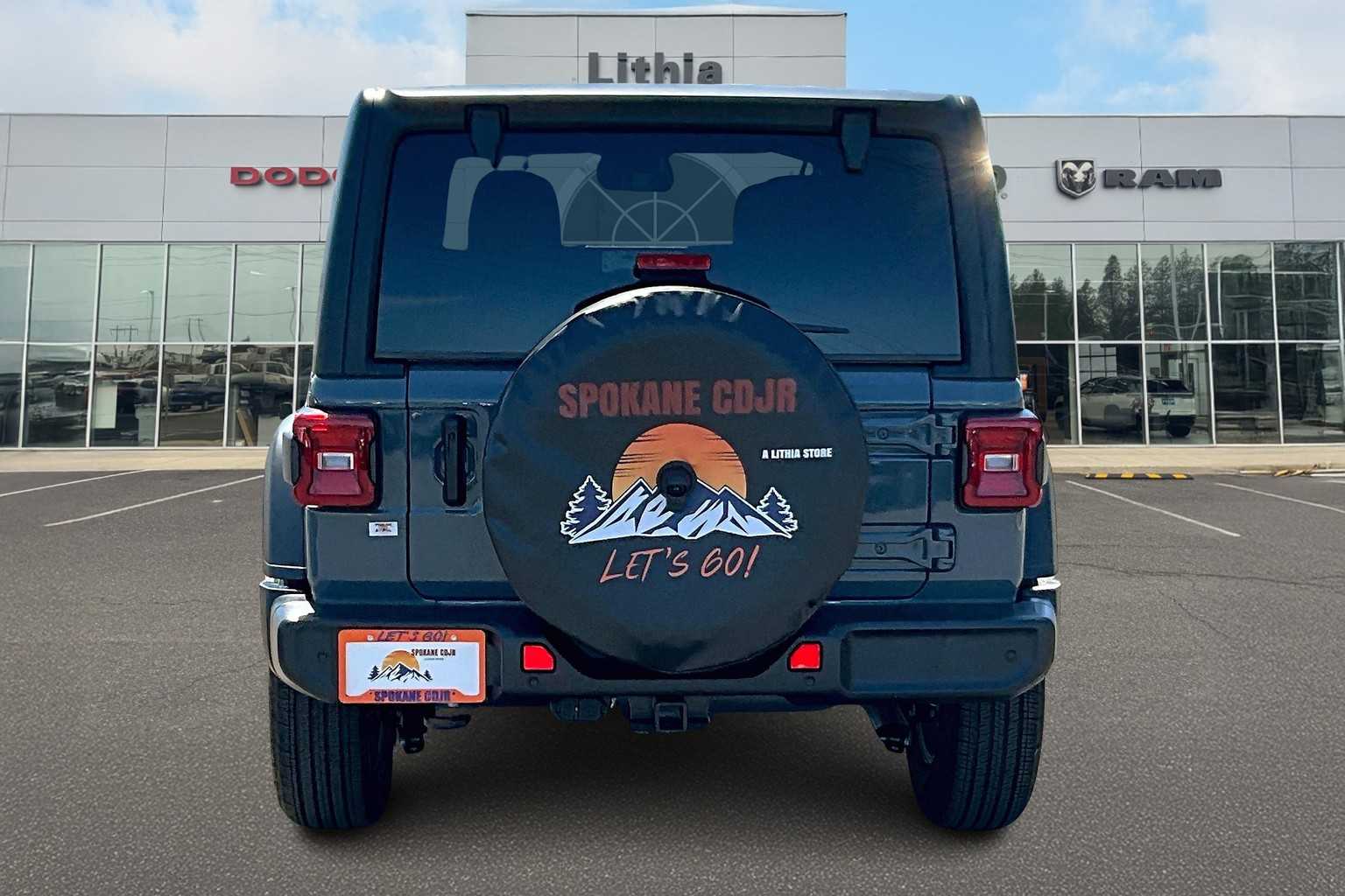 Thumbnail: 2025 Jeep Wrangler - 5