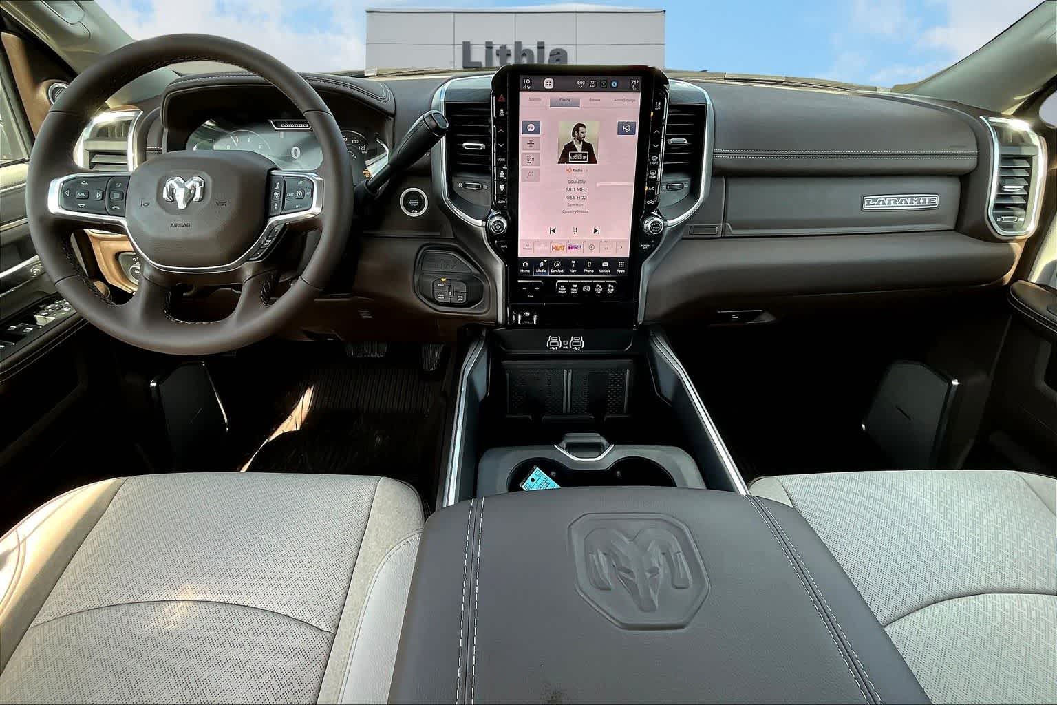 Thumbnail: 2025 RAM 3500 - 10