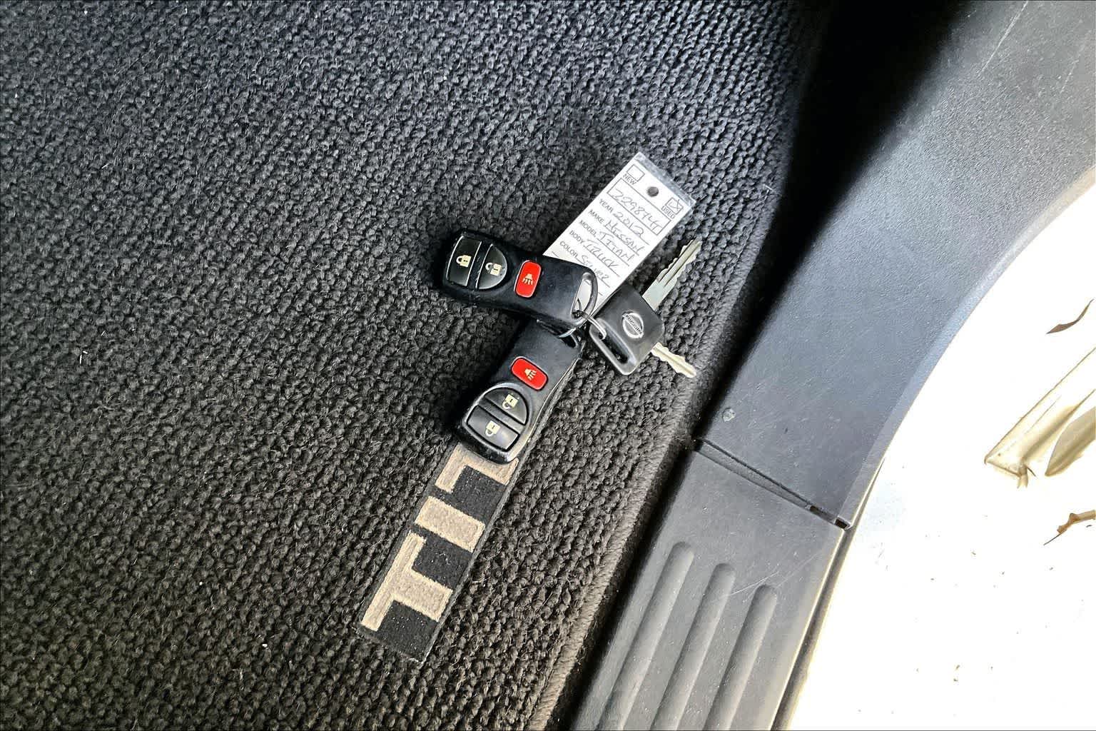 Thumbnail: 2012 Nissan Titan - 20