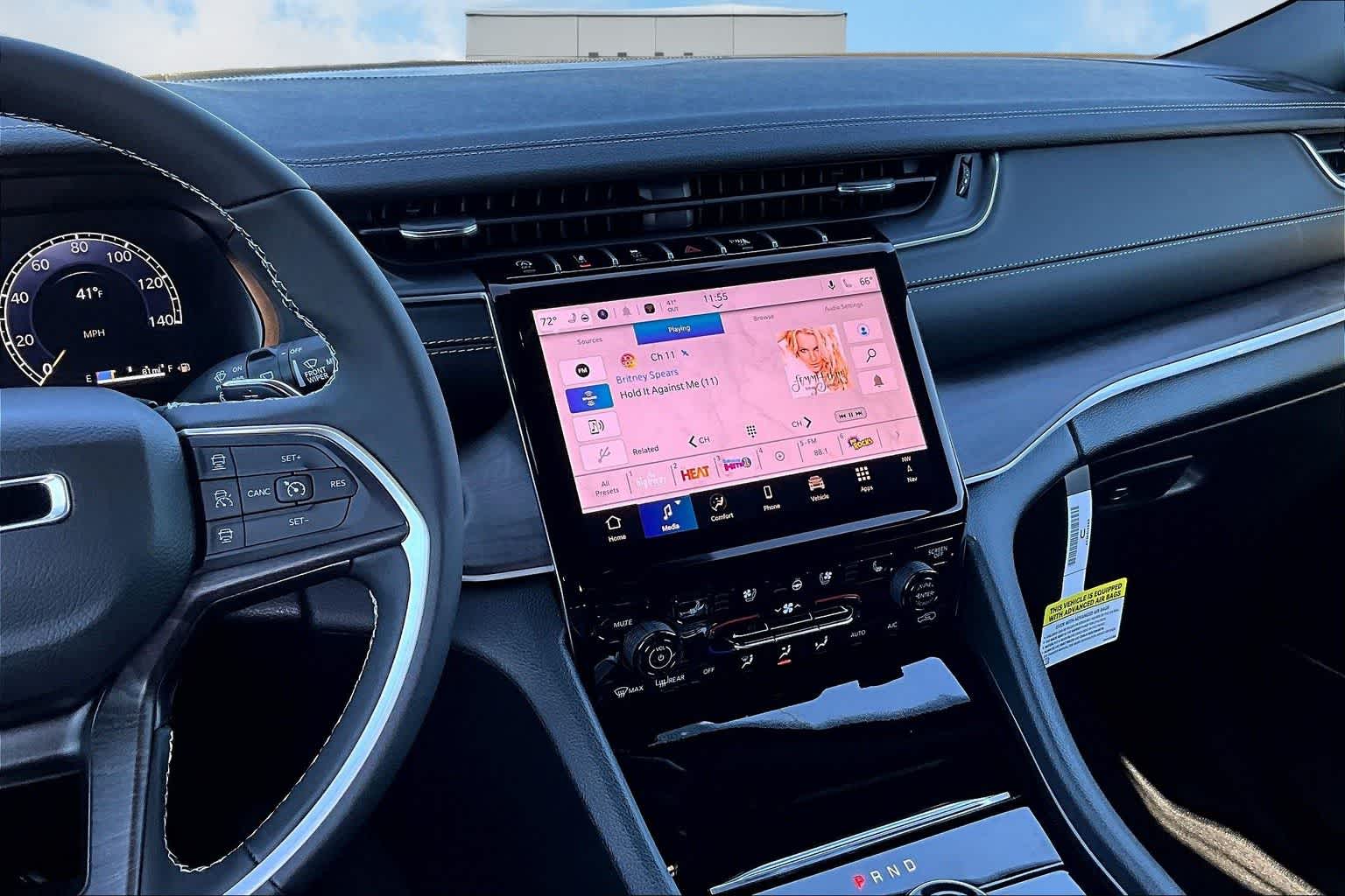 Thumbnail: 2025 Jeep Grand Cherokee - 16