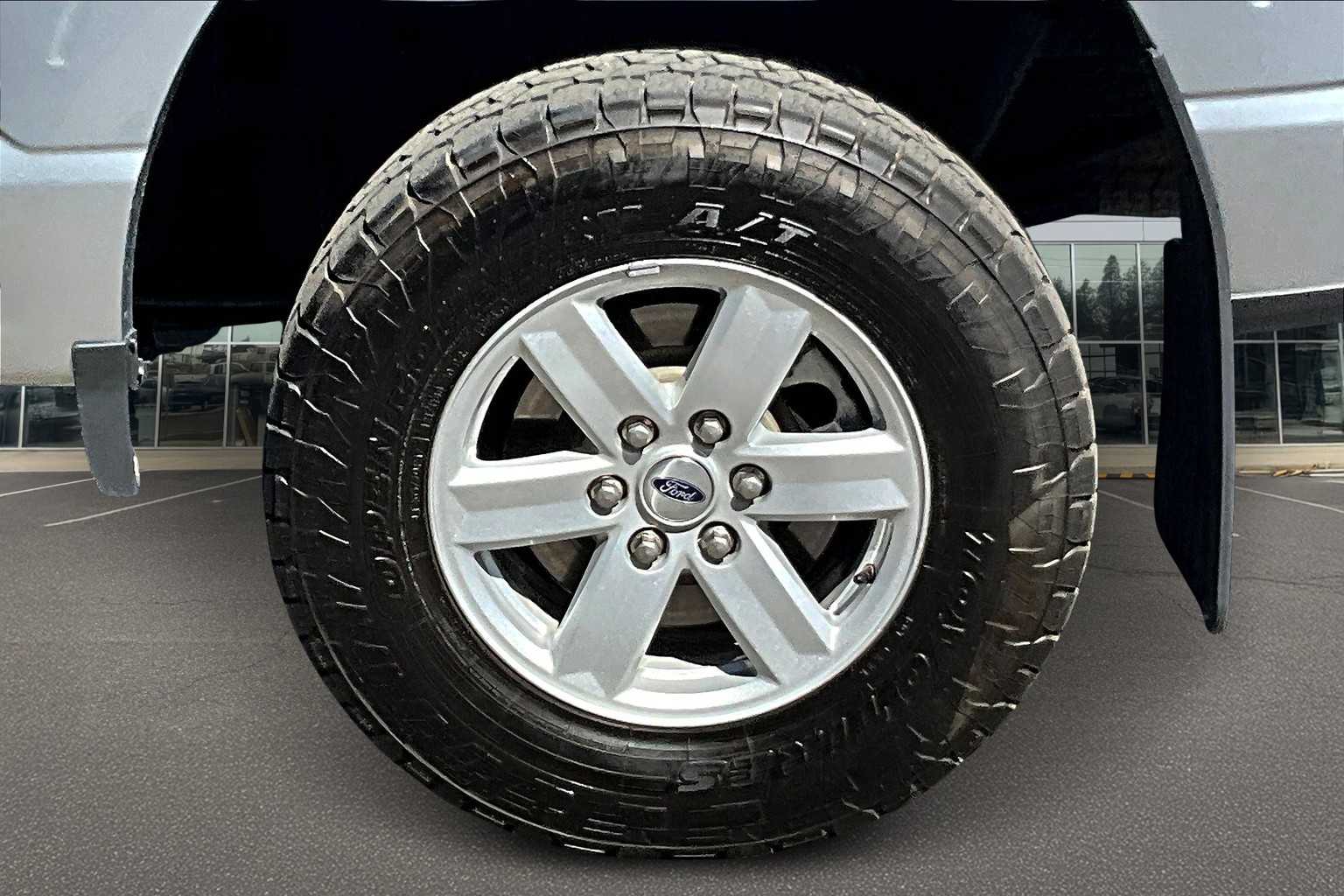 Thumbnail: 2023 Ford F-150 - 36