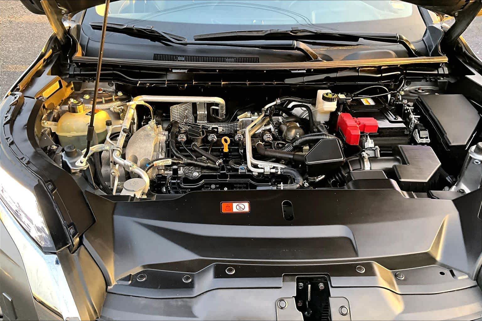 Thumbnail: 2024 Mitsubishi Outlander - 9