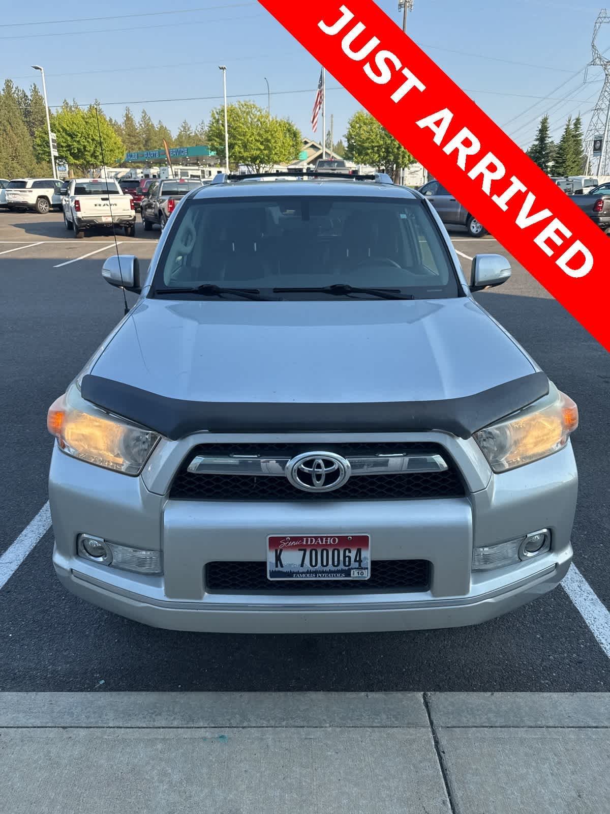 2012 Toyota 4Runner SR5 photo 3