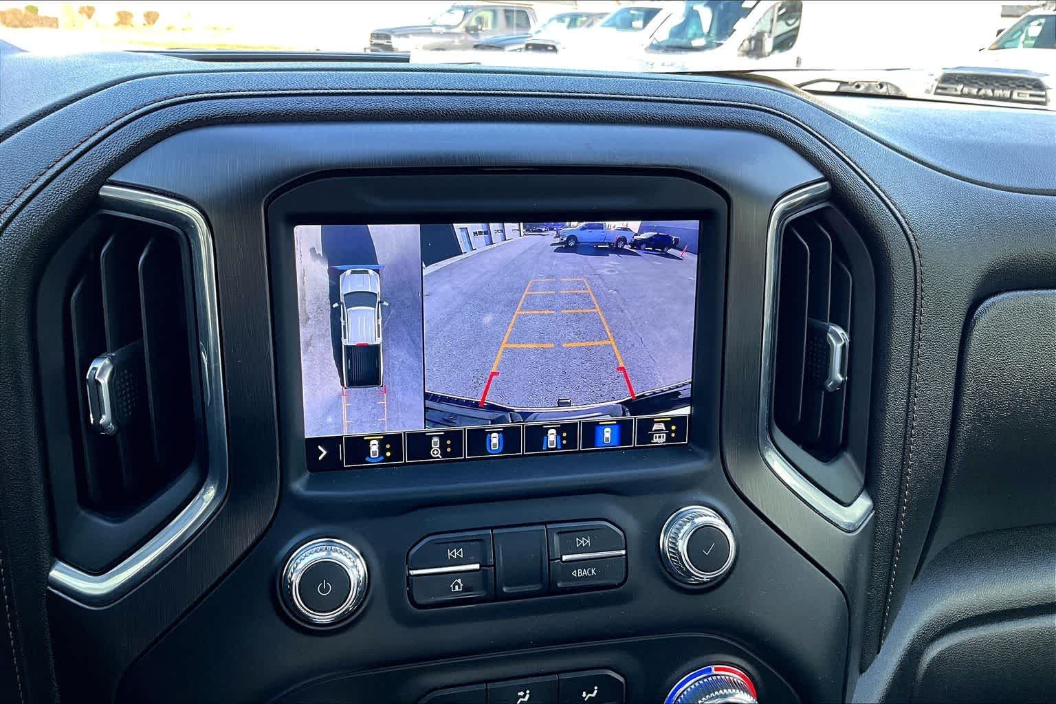 Thumbnail: 2022 GMC Sierra 2500 - 27