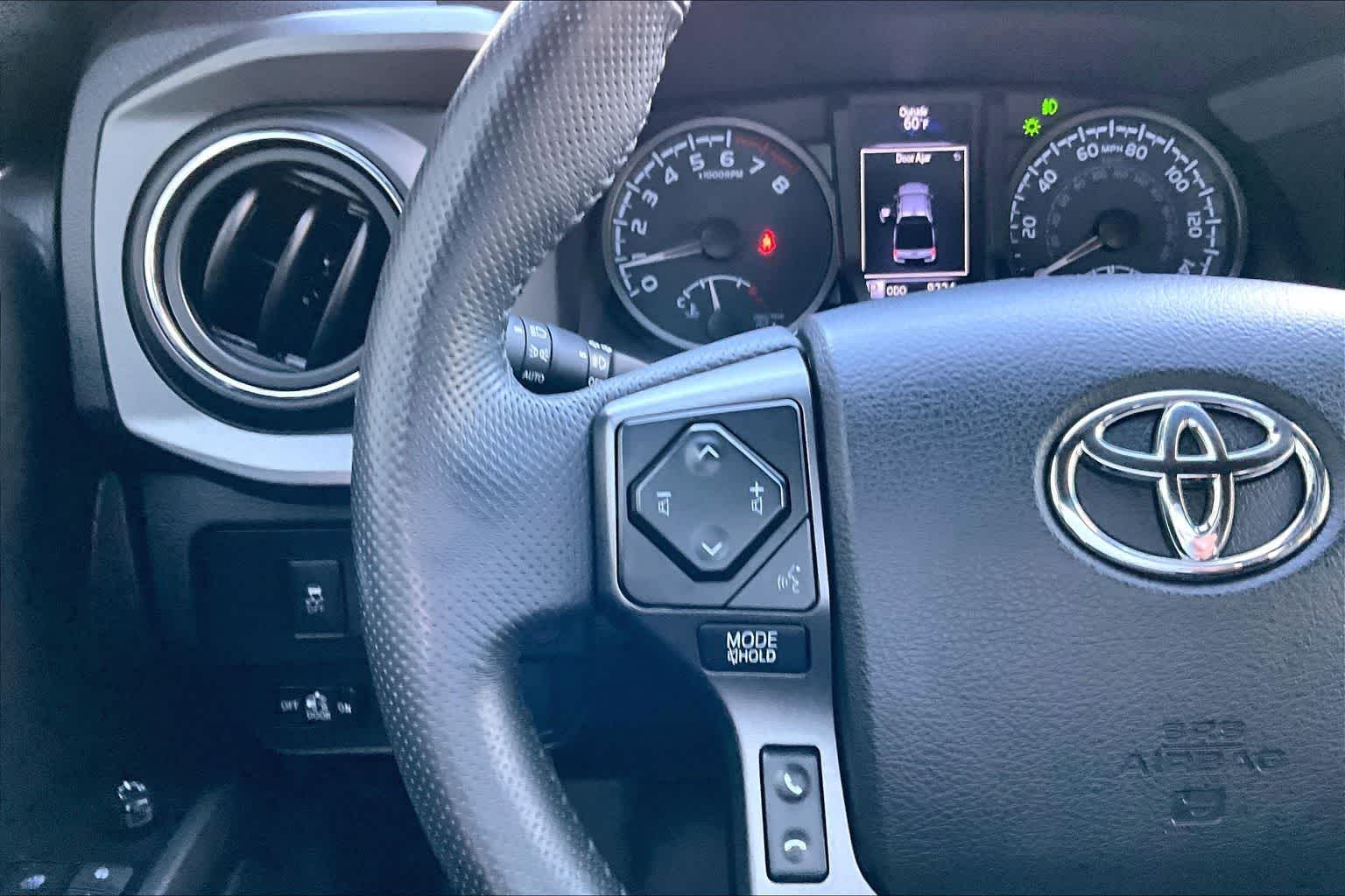 Thumbnail: 2023 Toyota Tacoma - 25